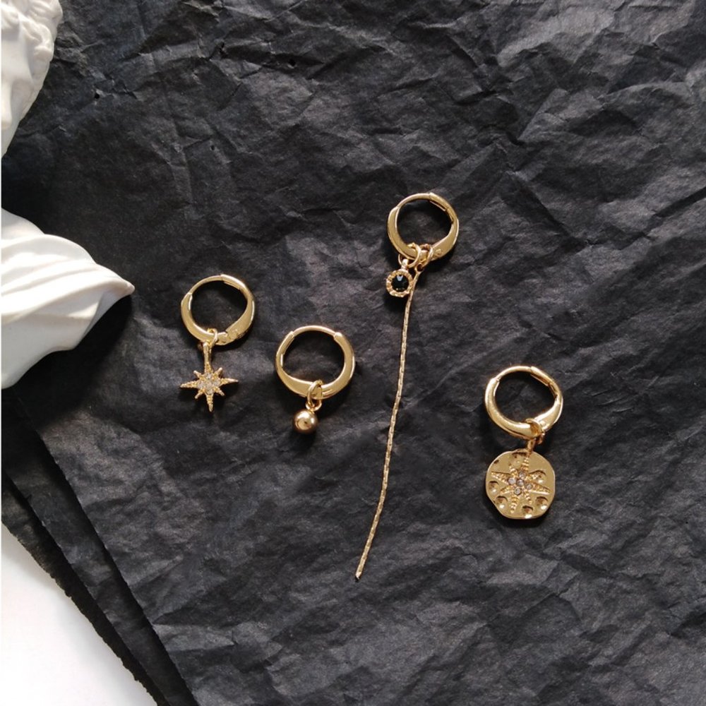 3/$35🔥 4 Charm Huggie Earrings Sets